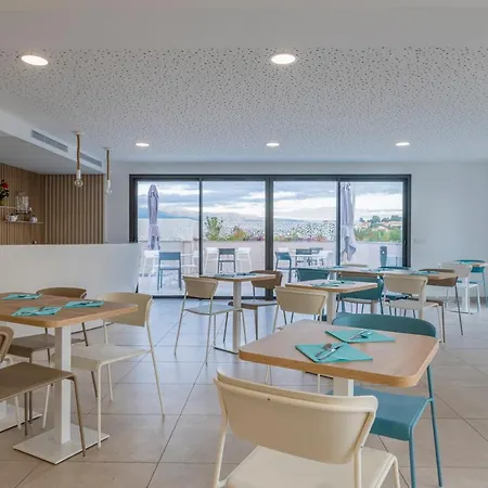 Lagrange Olympie Hotel apartamentowy Antibes