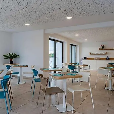 Lagrange Olympie Aparthotel Antibes