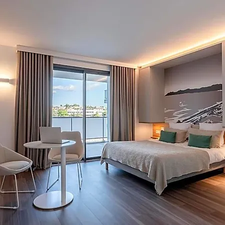 Lagrange Olympie 4*