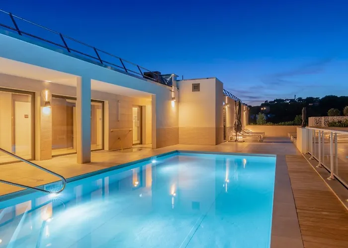 Lagrange Apart'hôtel Olympie 4*