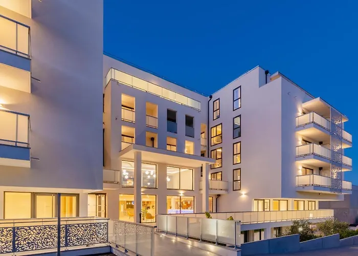 Lagrange Olympie Antibes